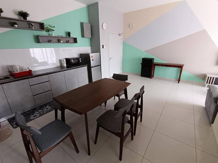 The Horizon 3br L18 Executive By Grab A