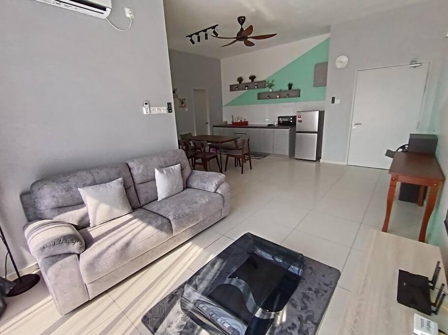 The Horizon 3br L18 Executive By Grab A Apartment